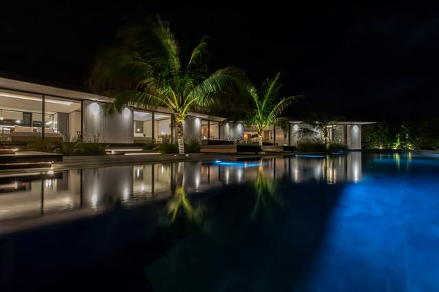 pool at Villa Valentina